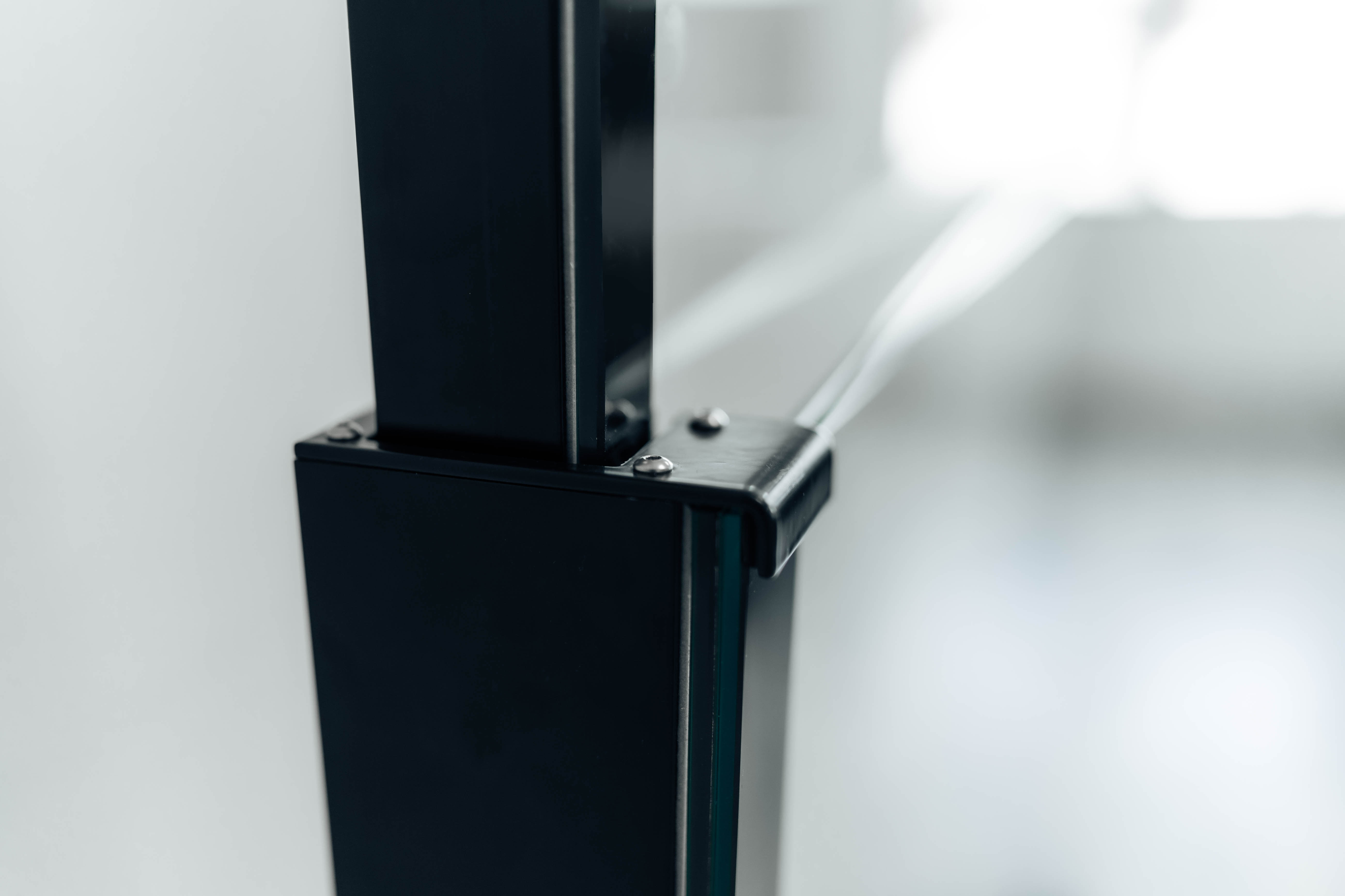 WIND-DAM Variable Height Balustrade 1200 WIND-DAM Variable Height Balustrade 1200
